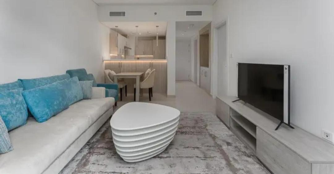 Amazing Apartment With Infinity Pool Dubaj Pokoj fotografie